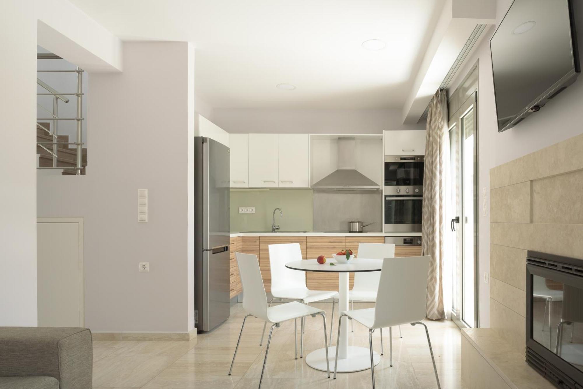 Eco Villa, A Perfect Escape Close To The Beach, By Thinkvilla Maroulas Екстер'єр фото